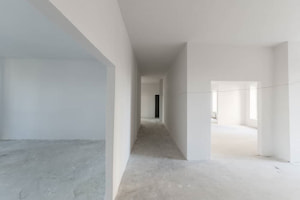 מתקרה נמוכה ועד פרוזדור צר: המקרים שבהם ניתן לתבוע קבלן על ירידת ערך בשווי הדירה - תמונת אווירה