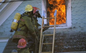 נזקי אש - ניהול תביעה מול חברות הביטוח - תמונת אווירה