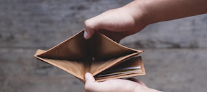 חייב מוגבל באמצעים: מה המשמעות ביומיום? - תמונת אווירה